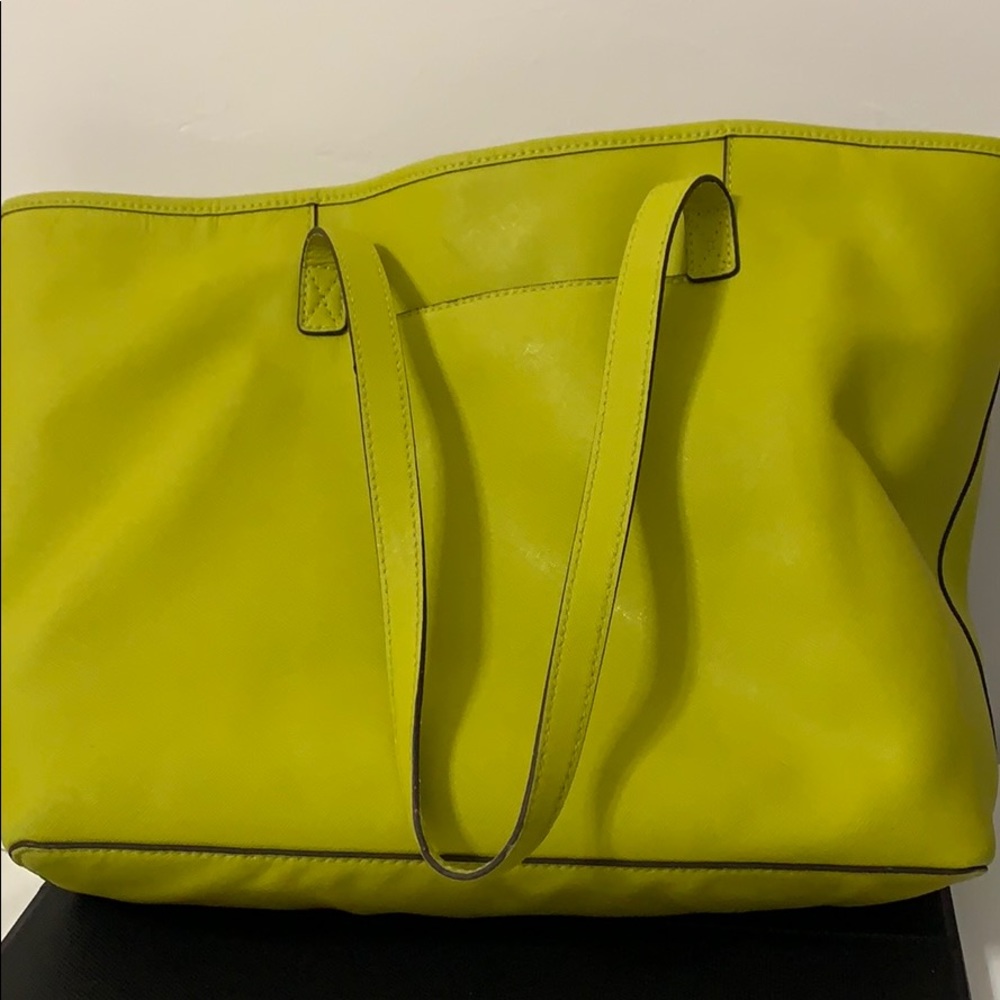Purse/tote - Picture 2 of 2